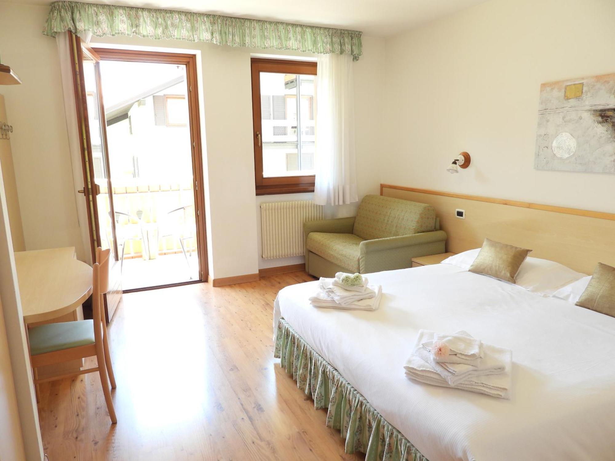 Hotel Garni Maffei Pinzolo Kültér fotó